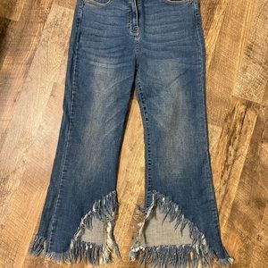 NWOT Cello Jeans bought from a boutique. Never worn. Juniors